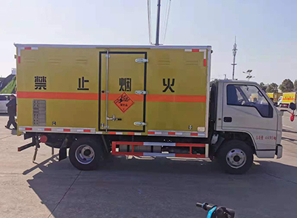 渭源爆破器材运输车